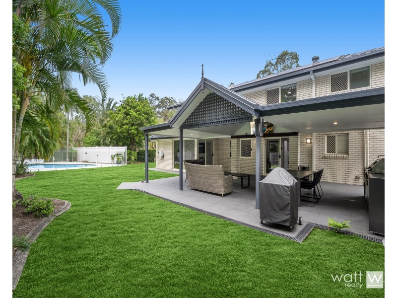 8 Costner Place, Mcdowall QLD 4053