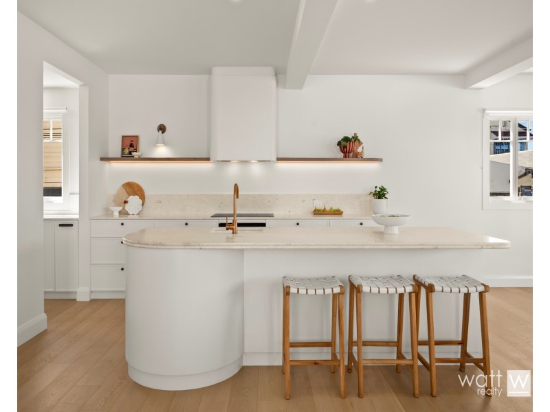 190 Flinders Parade, Sandgate QLD 4017