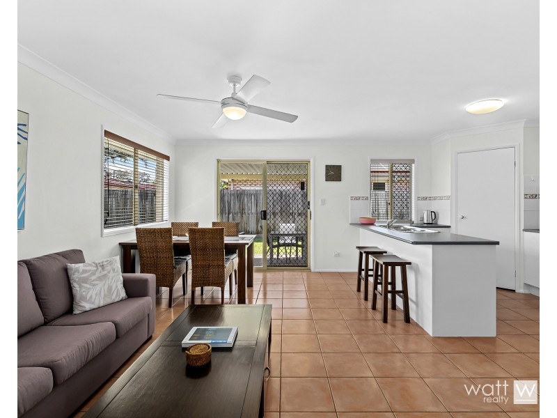 4 Elizabeth Place, Brighton QLD 4017