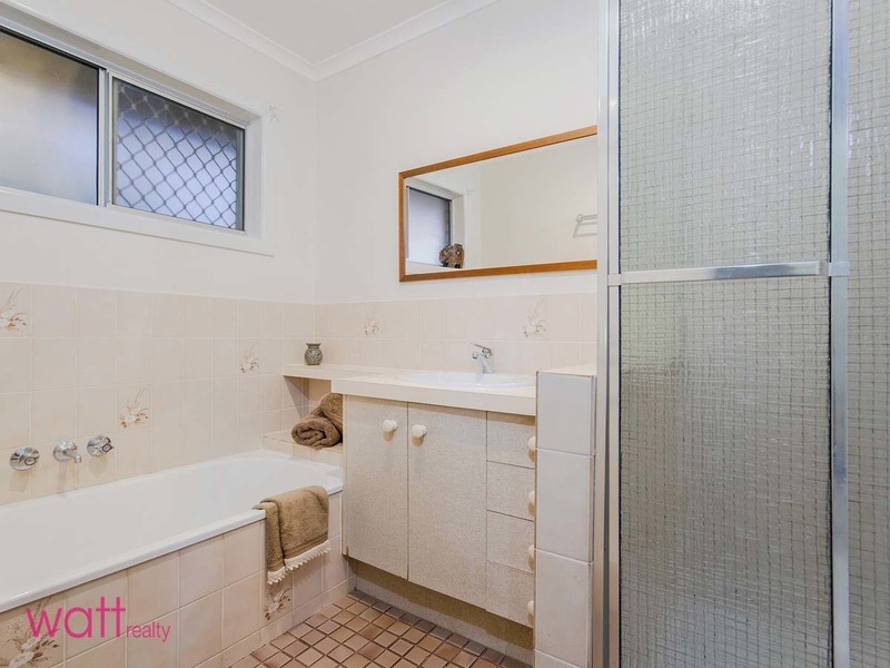 74 Keong Road, Albany Creek QLD 4035