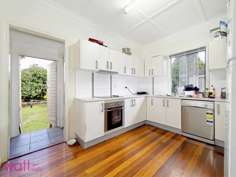 32 Church Road, Zillmere QLD 4034