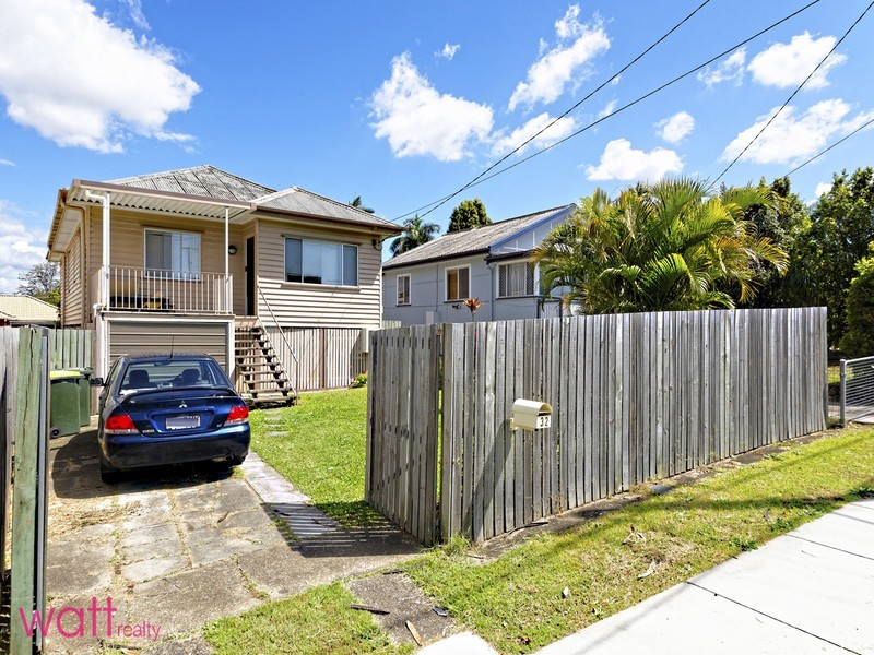 32 Church Road, Zillmere QLD 4034