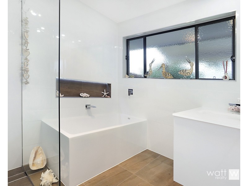 15 Ben Street, Chermside West QLD 4032