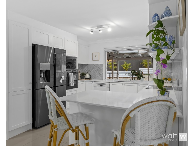 5 Lytham Court, Albany Creek QLD 4035