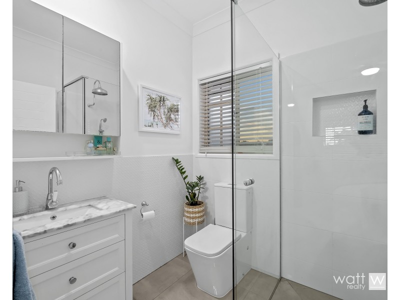 5 Lytham Court, Albany Creek QLD 4035