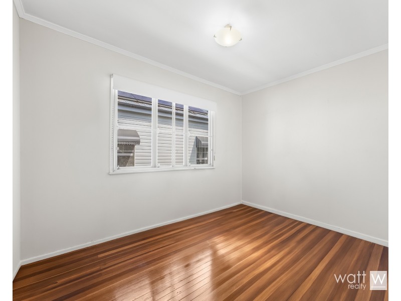 16 Railway Street, Nudgee QLD 4014