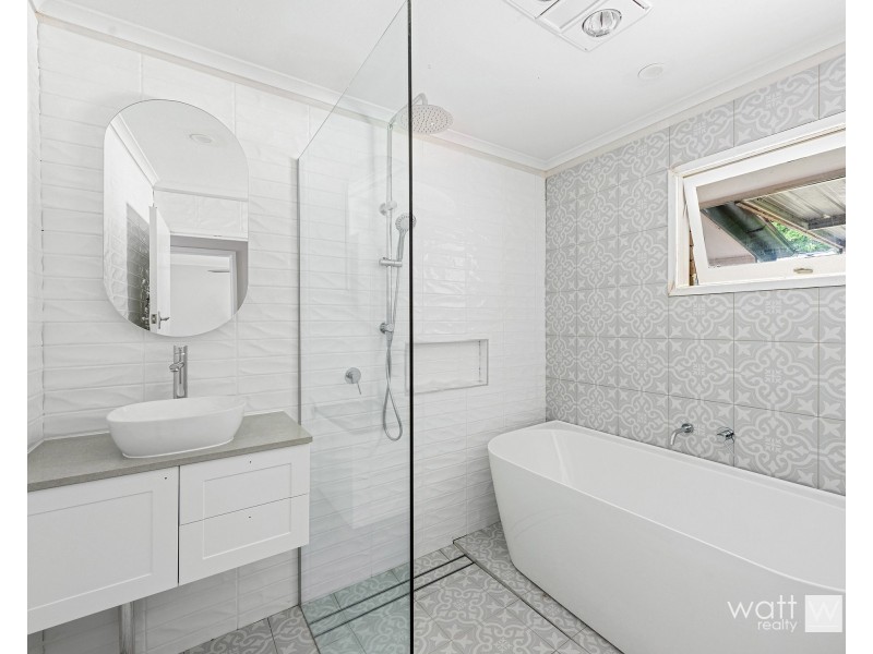 79 Maundrell Terrace, Chermside West QLD 4032