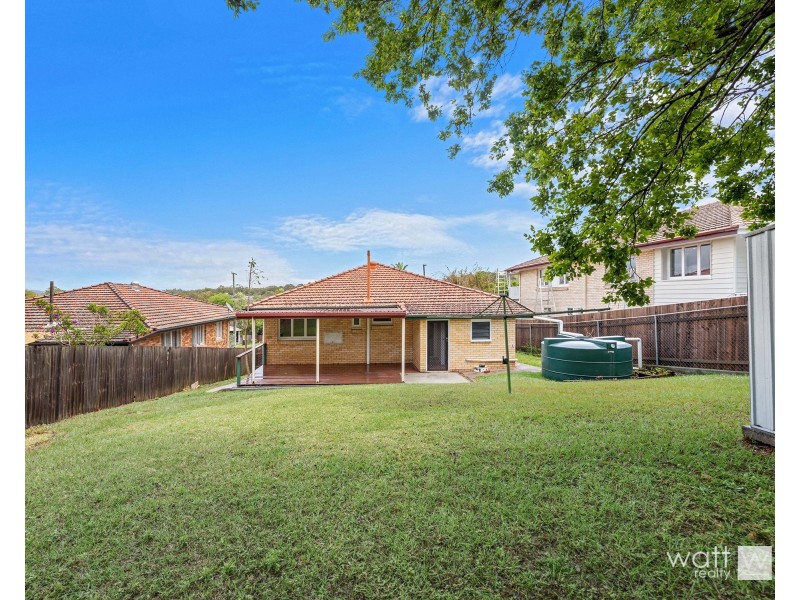 79 Maundrell Terrace, Chermside West QLD 4032