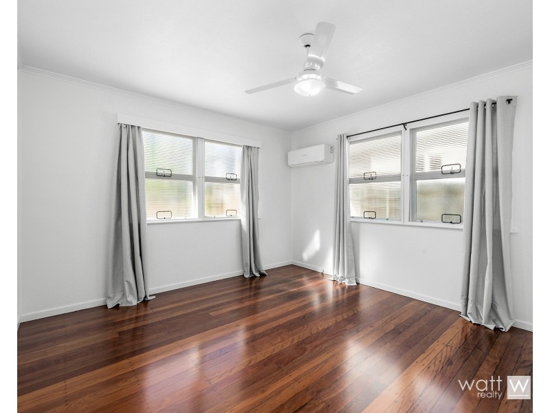 16 Russell Street, Caboolture QLD 4510