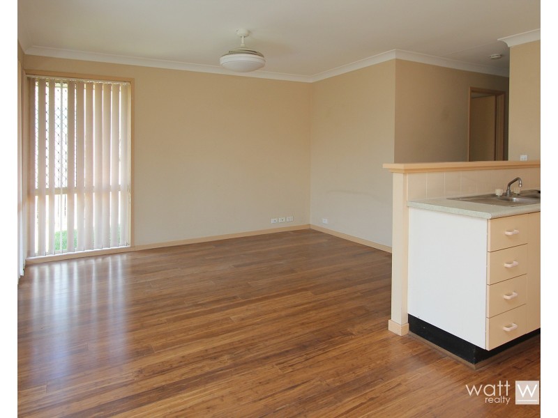 8 Rose Crescent, Fitzgibbon QLD 4018