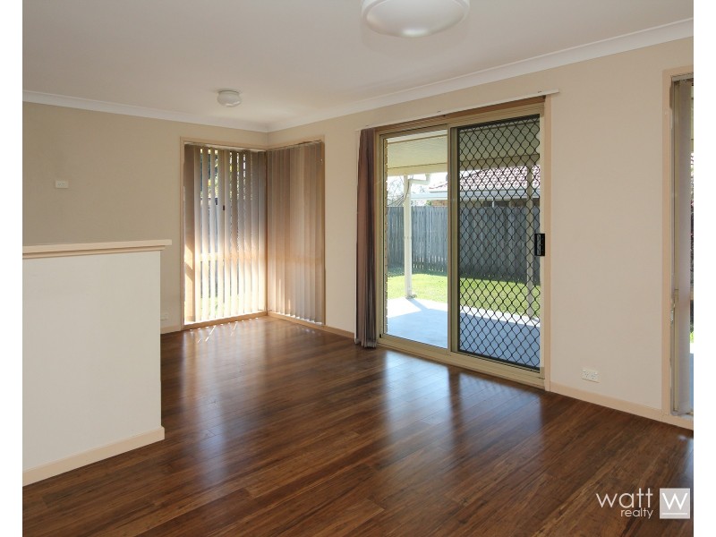 8 Rose Crescent, Fitzgibbon QLD 4018