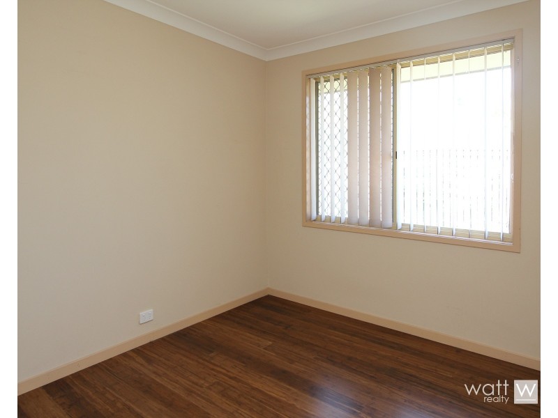 8 Rose Crescent, Fitzgibbon QLD 4018