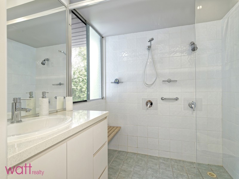 32 Chartwell Street, Aspley QLD 4034