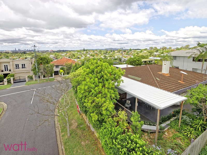 32 Chartwell Street, Aspley QLD 4034