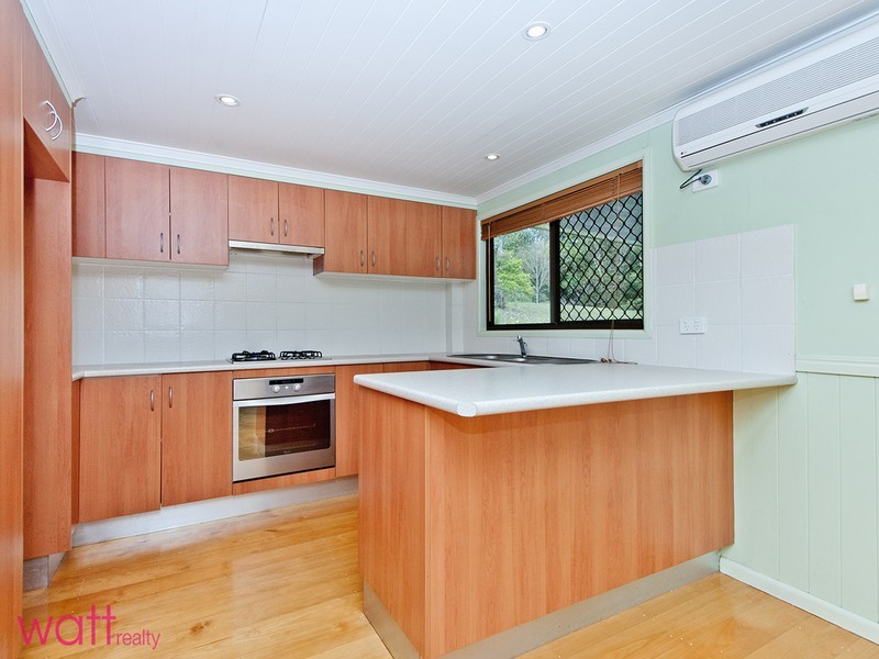 12 Wandearah Crescent, Ferny Hills QLD 4055