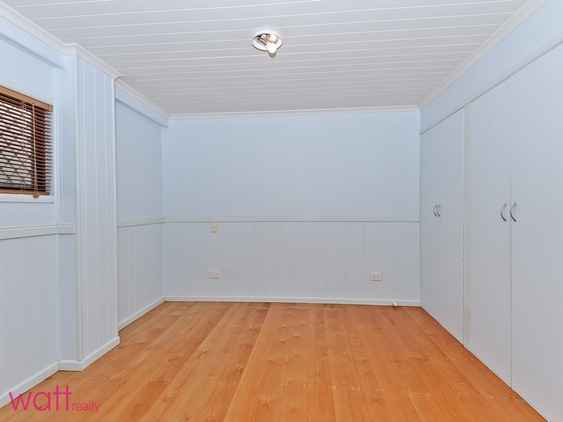 12 Wandearah Crescent, Ferny Hills QLD 4055