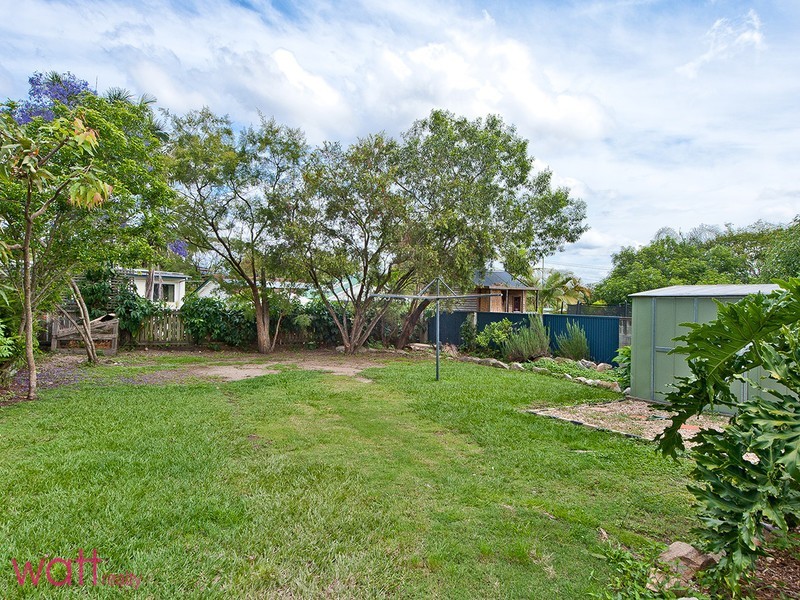 12 Wandearah Crescent, Ferny Hills QLD 4055