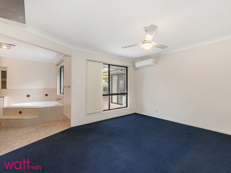 12 Sundoes Court, Kallangur QLD 4503