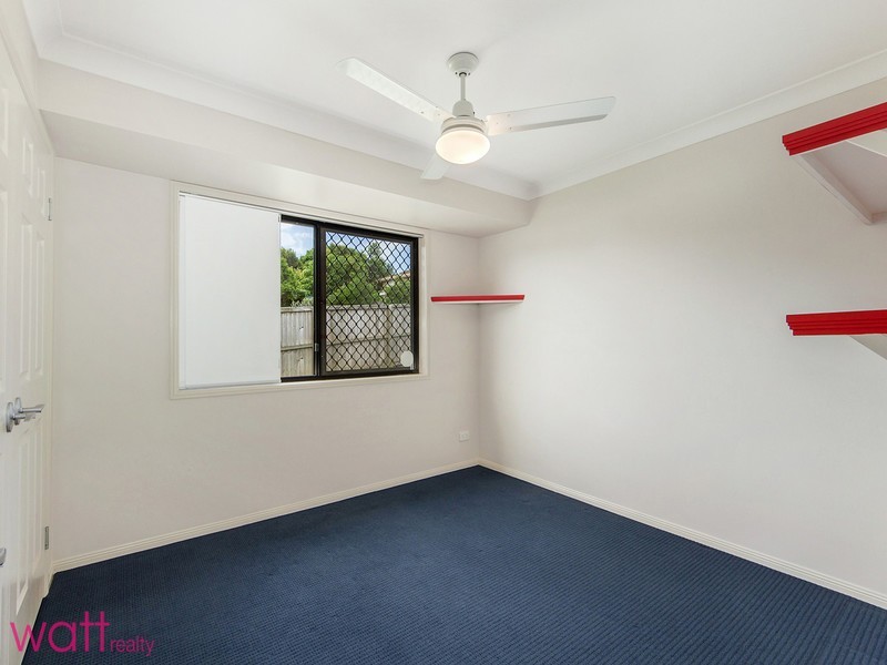 12 Sundoes Court, Kallangur QLD 4503