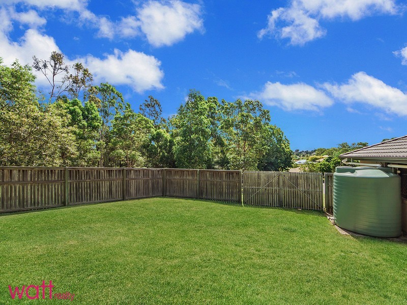 12 Sundoes Court, Kallangur QLD 4503