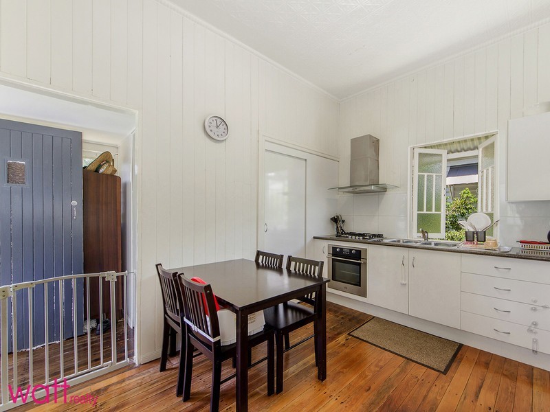 27 Ramsay Street, Kedron QLD 4031