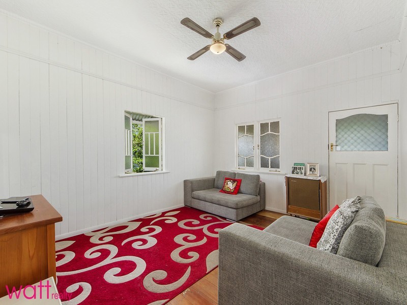 27 Ramsay Street, Kedron QLD 4031