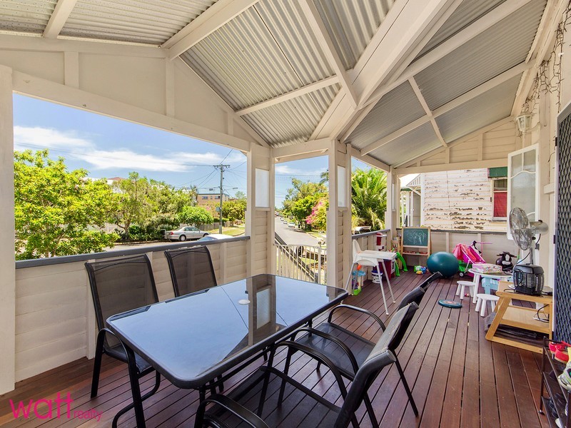 27 Ramsay Street, Kedron QLD 4031