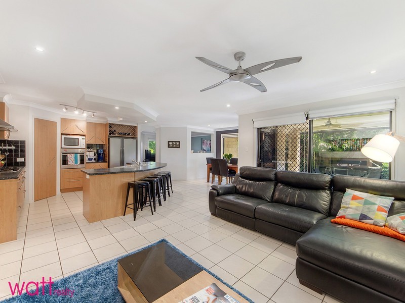 2 Queens Circuit, Geebung QLD 4034