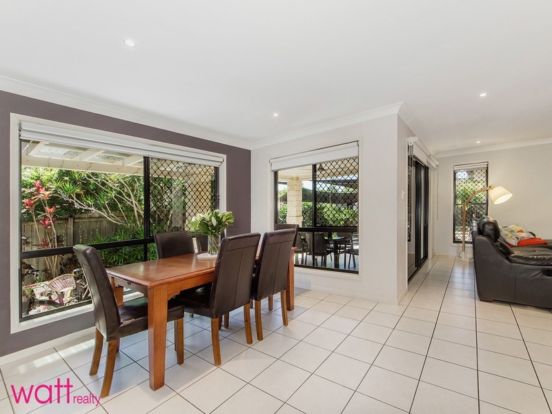 2 Queens Circuit, Geebung QLD 4034