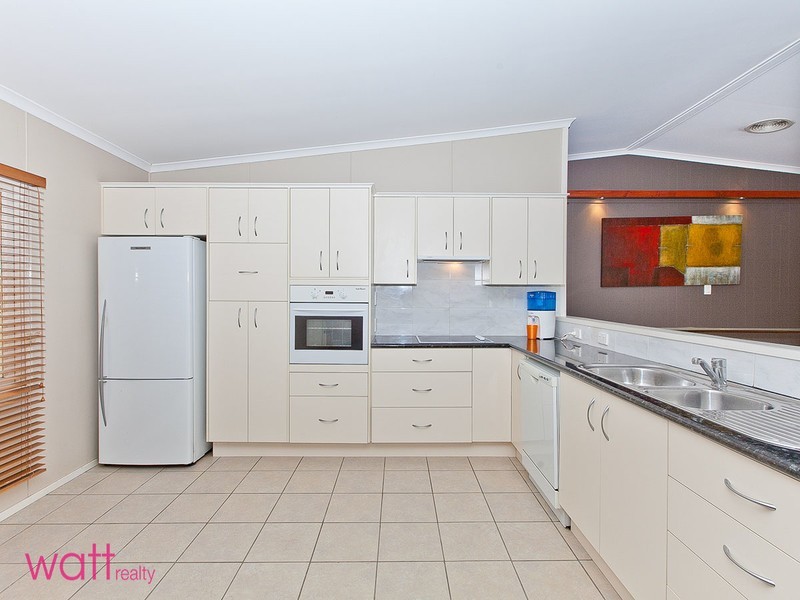 20 Stromlo Street, Everton Park QLD 4053