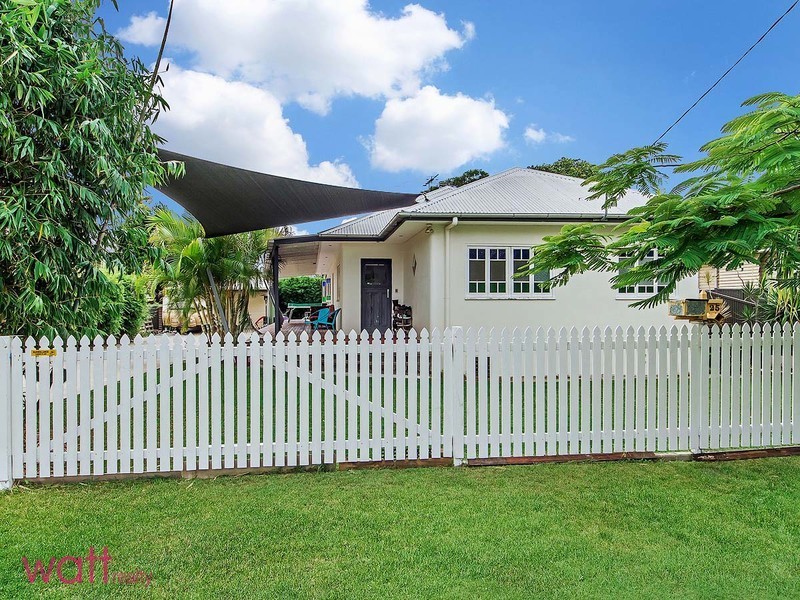 25 Gaynor Road, Banyo QLD 4014