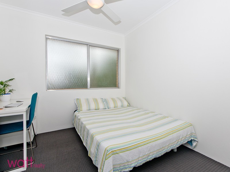 8/21 London Road, Clayfield QLD 4011
