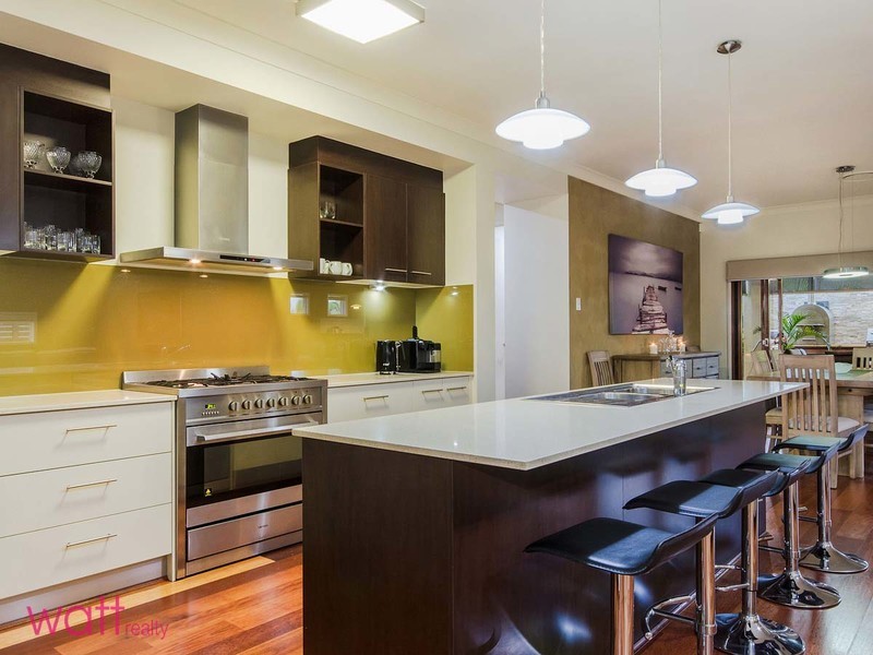 86 Cowie Road, Carseldine QLD 4034