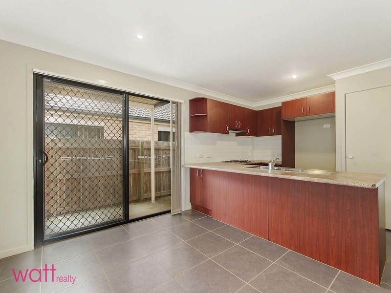 12 Gabrielle Court, Kallangur QLD 4503