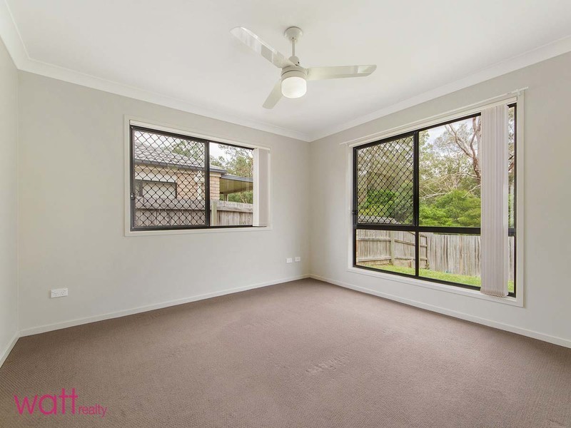 12 Gabrielle Court, Kallangur QLD 4503