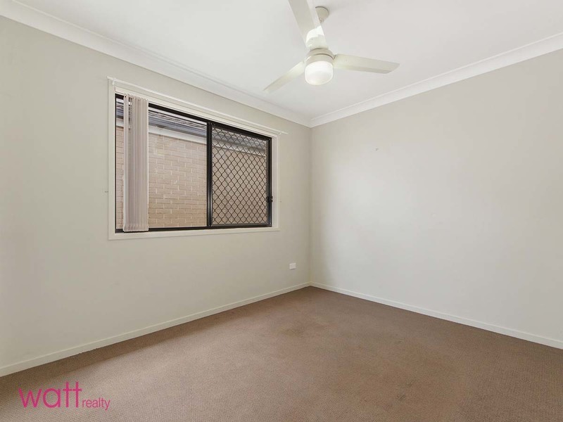 12 Gabrielle Court, Kallangur QLD 4503