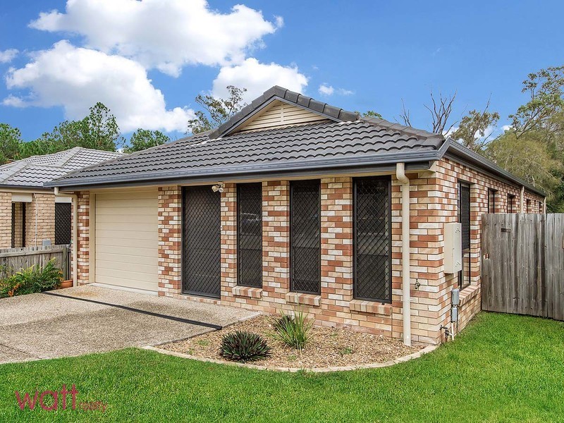 12 Gabrielle Court, Kallangur QLD 4503