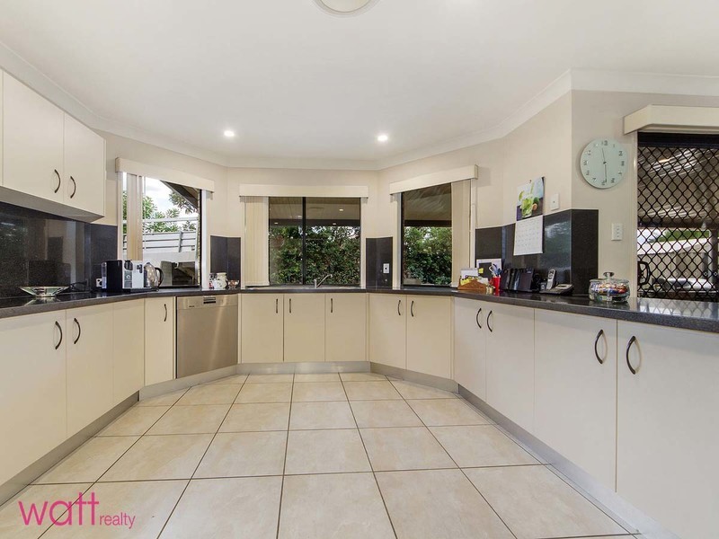 2 Tralee Street, Bracken Ridge QLD 4017