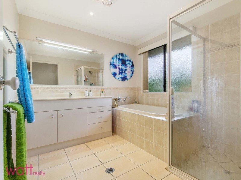 2 Tralee Street, Bracken Ridge QLD 4017