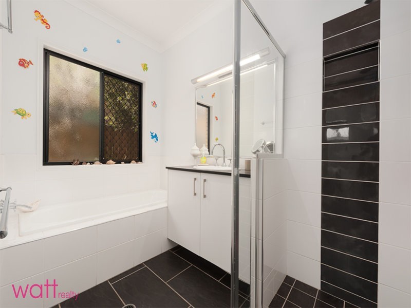 129 Baskerville Street, Brighton QLD 4017