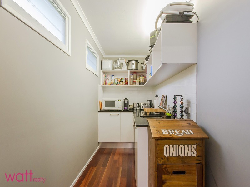 18 Strathdale Street, Aspley QLD 4034