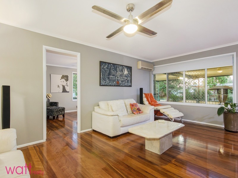 18 Strathdale Street, Aspley QLD 4034