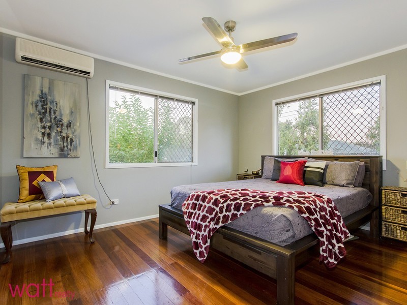 18 Strathdale Street, Aspley QLD 4034