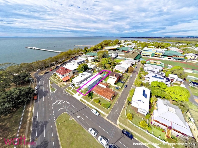 10 Signal Row, Shorncliffe QLD 4017