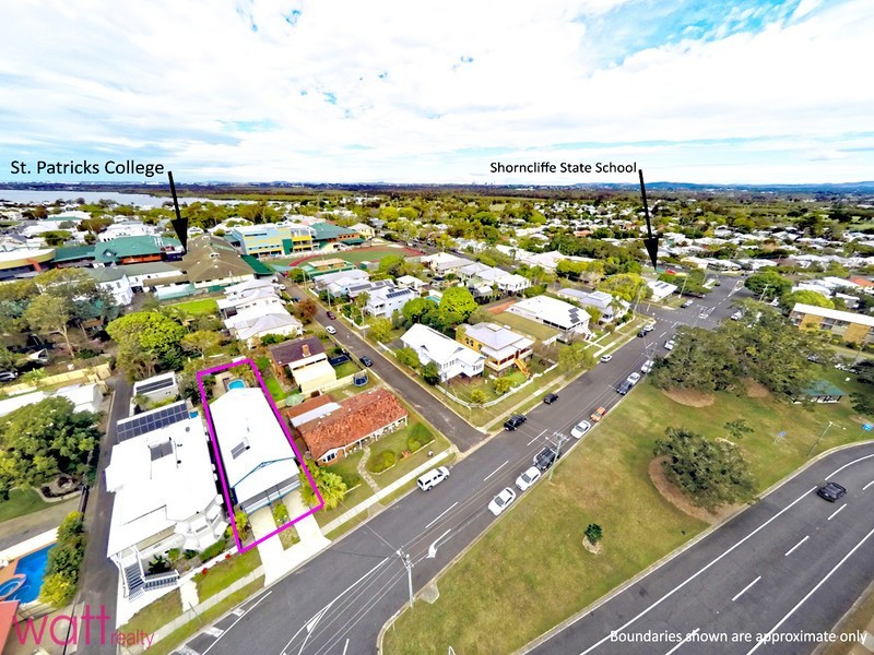 10 Signal Row, Shorncliffe QLD 4017