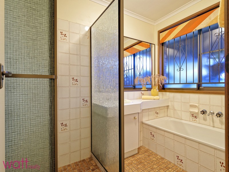 1 Moselle Place, Carseldine QLD 4034