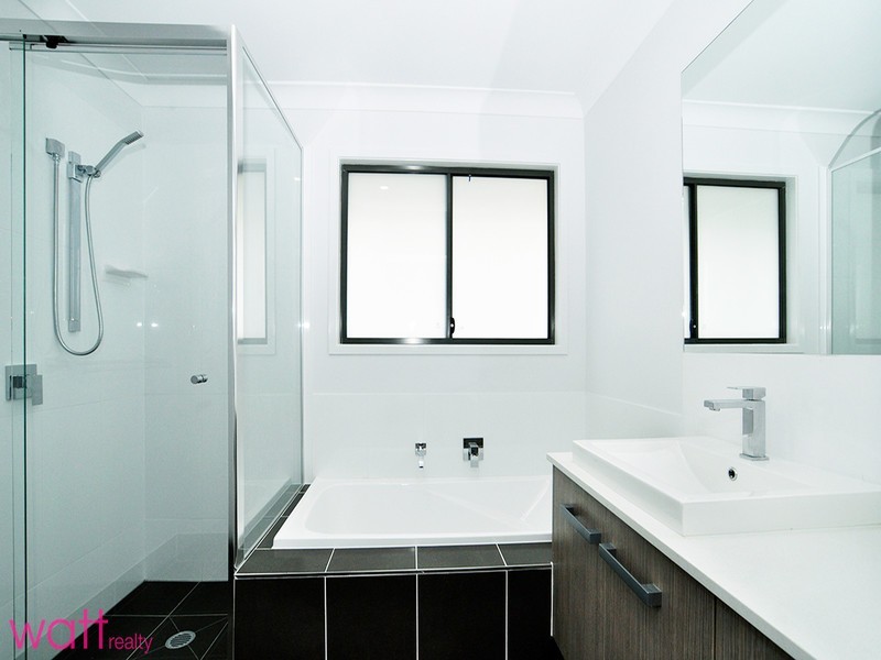 19 Centre Street, Aspley QLD 4034