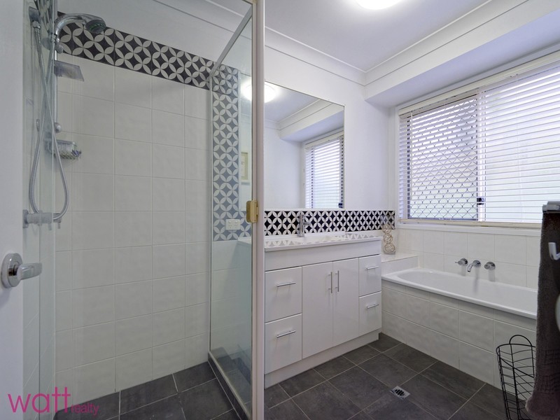 14 Parakeet Court, Warner QLD 4500