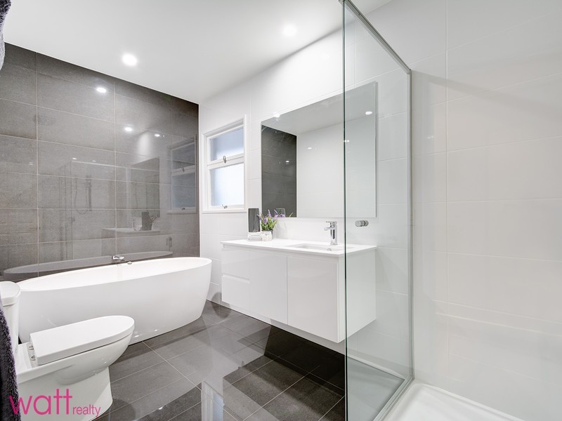 18 Chartwell Street, Aspley QLD 4034