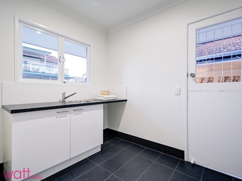 18 Chartwell Street, Aspley QLD 4034